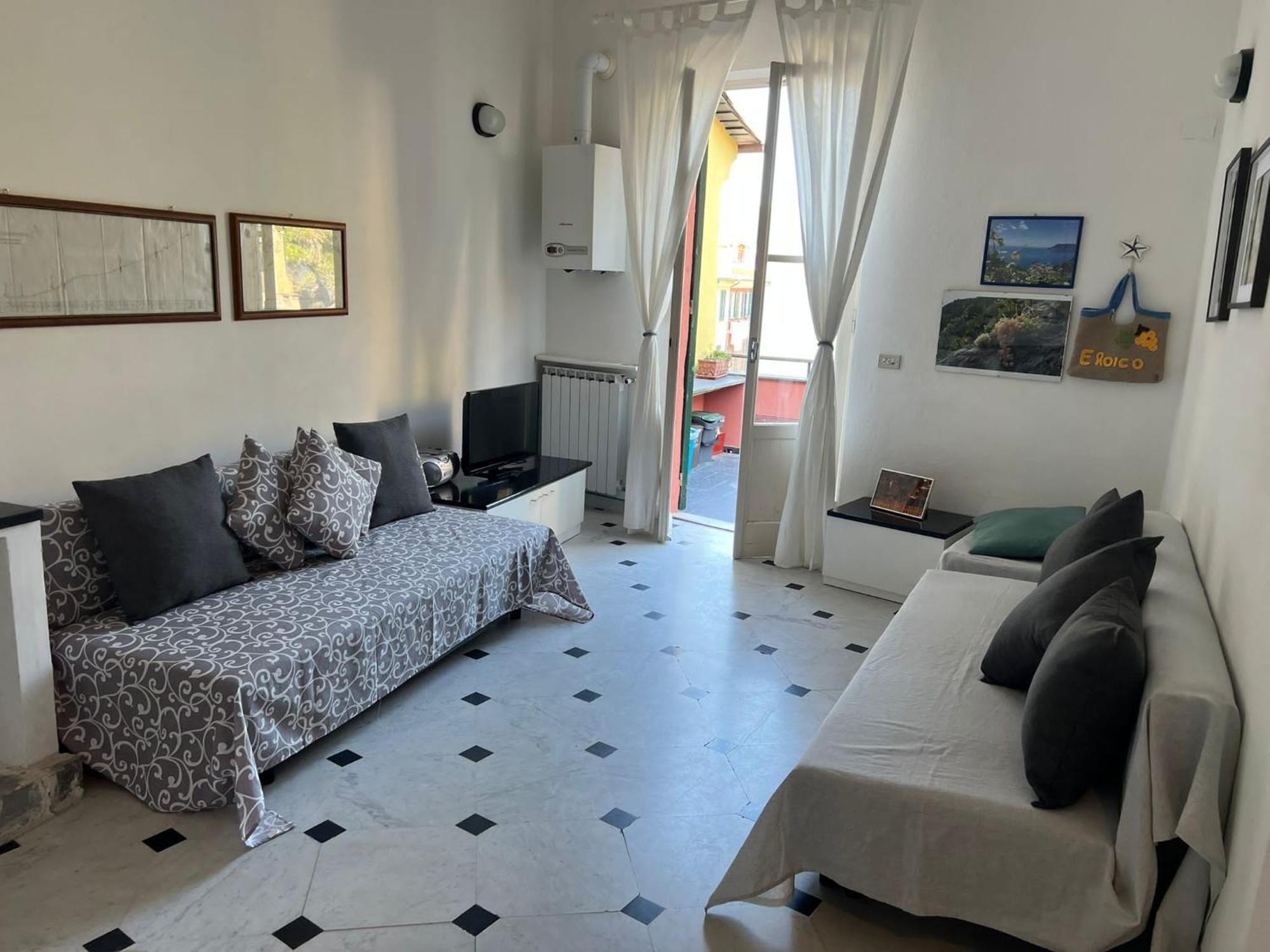 ヴェルナッツァ La Casa Di Eroico Vinoアパートホテル エクステリア 写真